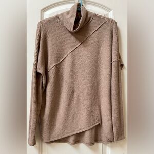 H by Bordeaux Turtleneck Sweater